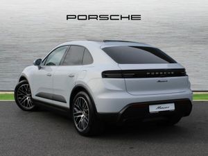 Porsche Macan 4 Electric - Image 3