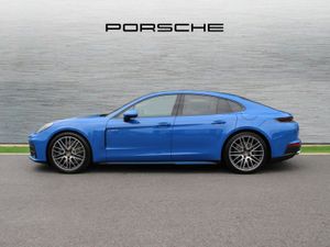 Porsche Panamera 4 E-Hybrid - Image 4