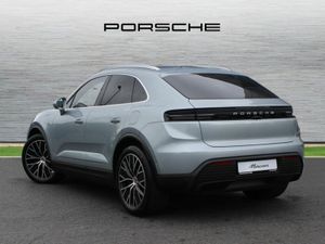 Porsche Macan 4 Electric - Image 3