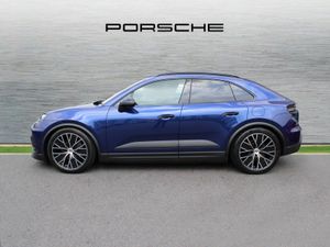 Porsche Macan 4 Electric - Image 4