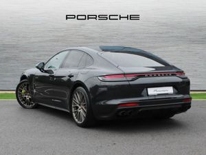 Porsche Panamera 4 E-Hybrid - Image 3