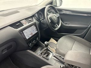 Skoda Octavia 1.0TSI COMBI STYLE *FREE HAMPER* €55 - Image 4