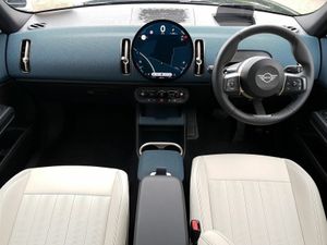 Mini Countryman S Exclusive Level 2 - Image 4