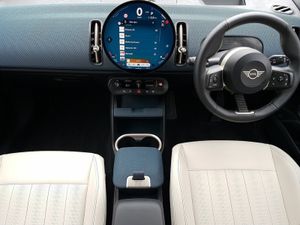 Mini Countryman Exclusive Level 2 - Image 4
