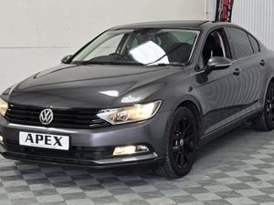 Volkswagen Passat Diesel Saloon - Image 2