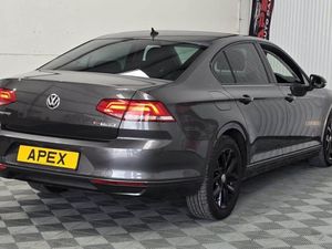 Volkswagen Passat Diesel Saloon - Image 4