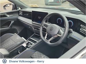 Volkswagen Tiguan R-LINE 75 SUNROOF AUTOMATIC - Image 4