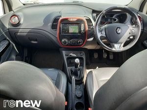 Renault Captur dCi 90 S&S SIGNATURE - Image 4
