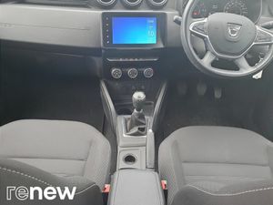Dacia Duster Blue dCi 115 Comfort - Image 4
