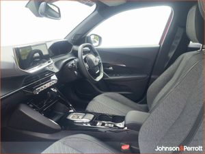 Peugeot 2008 1.2 MHEV Puretech 136bhp Allure - Image 4