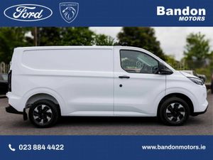 Ford Transit Custom CUSTOM PLUG IN HYBRID 320 SWB - Image 4