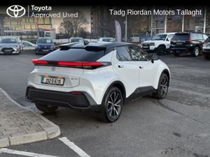 Toyota C-HR PHEV SPORT+*** DEMO SALE *** BIG SAVIN - Image 2