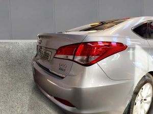Hyundai i40 2015 - Image 2