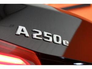 Mercedes-Benz A-Class A 250 E AMG LINE EDITION #3 - Image 4