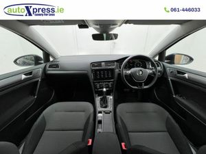 Volkswagen Golf 1.2 TSI Automatic, Reversing camer - Image 4