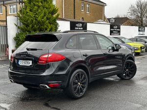 Porsche Cayenne 2012 - Image 3