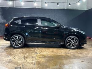 Honda Vezel 1.5 AUTOMATIC - RS EDITION - ALLOY WHE - Image 3