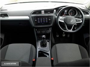 Volkswagen Tiguan **BLACK PACK**2.0 TDI LIFE MODEL - Image 2