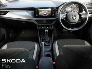 Skoda Kamiq **AUTOMATIC**STYLE SPEC**VELVET RED** - Image 2