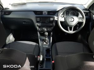 Skoda Octavia **ESTATE**ACTIVE 1.6TDI 110HP - Image 2