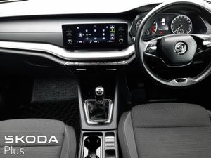 Skoda Octavia **ONE OWNER**AMBITION 2.0TDI 115HP - Image 2