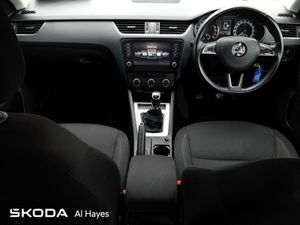 Skoda Octavia **ESTATE**COMBI AMBITION 1.6TDI 115H - Image 2