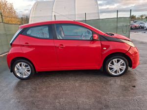 2015 Toyota Aygo 1.0 Petrol - Image 3