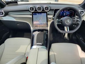 Mercedes-Benz GLC GLC220d 4MATIC AMG LINE PLUS AUT - Image 4