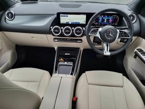 Mercedes-Benz GLA GLA200d PROGRESSIVE LINE PLUS AU - Image 4