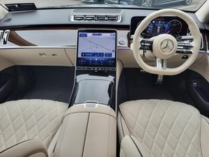 Mercedes-Benz S-Class S350d 4MATIC AMG LINE AUTO * - Image 4
