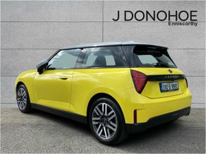 Mini Cooper Cooper E Classic - Image 2