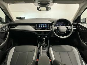 Skoda Kamiq Selection DSG 1.0TSI 115BHP - Parking - Image 4