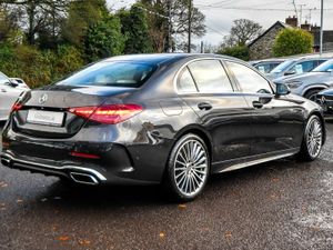 Mercedes-Benz C-Class C200d AMG Night Pack Auto 19 - Image 3