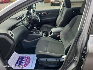Nissan Qashqai 1.3 SV   AUTOMATIC  5DR - Image 4