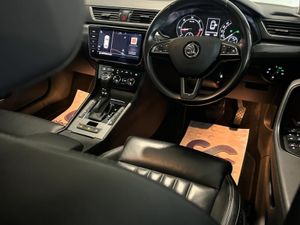 Skoda Superb STYLE 2.0 TDI 122BHP DSG 4DR AUTO - Image 3