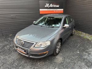 Volkswagen Passat 1.9 TDI BLUEMOTION 105 4DR - Image 3