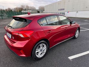 Ford Focus AUTOMATIC, PETROL, TREND MODEL, LOW MIL - Image 4