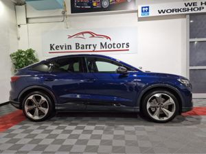 Audi Q4 e-tron 45 SPORTBACK BLACK EDITION 282BHP ( - Image 4