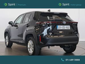 Toyota Yaris Cross Luna Hybrid 1.5*Call John 086 1 - Image 3