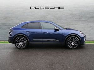 Porsche Macan Electric - Image 4