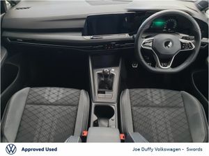 Volkswagen Golf 1.5 TSI 130HP R-Line - Image 3