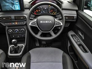 Dacia Sandero Stepway STEPWAY Essential TCe 90 GSR - Image 2