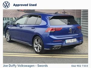 Volkswagen Golf 1.5 TSI 130HP R-Line - Image 4