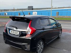 2014 Honda Fit 1.5 Hybrid - Image 4