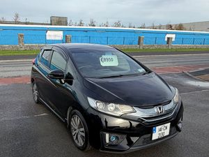 2014 Honda Fit (Jazz) 1.5 Hybrid - Image 3