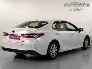 Toyota Camry 2.5 HYBRID AUTO - Image 3