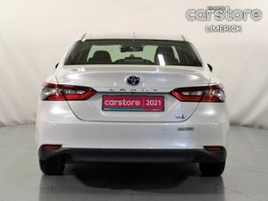 Toyota Camry 2.5 HYBRID AUTO - Image 4