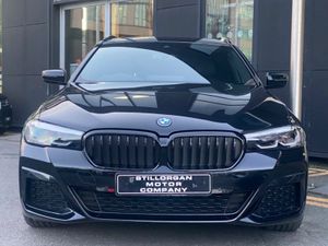 BMW 5-Series Touring 530e M-Sport Pro Auto (PHEV) - Image 2