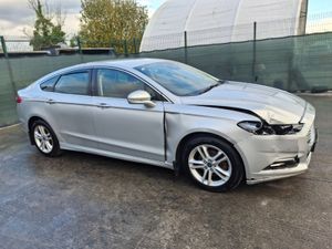 *182 Ford Mondeo 2.0 Zetec - Image 3