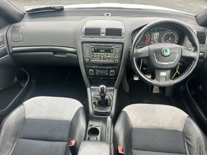 2012 SKODA OCTAVIA VRS 2.0TDI 170 BHP - Image 2